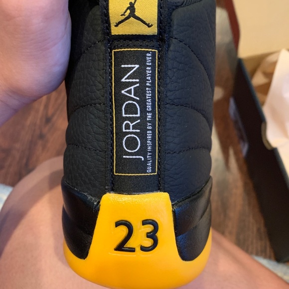 Jordan 12 University Gold retro - Picture 4 of 16